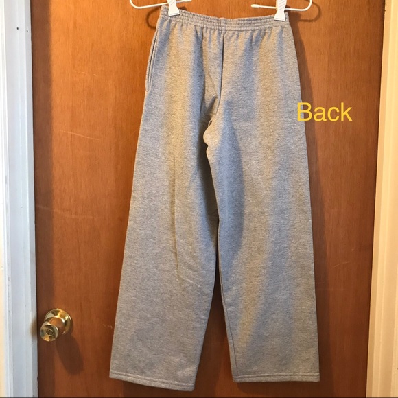 Champion Boys Straight Leg Logo Sweatpants NWOT - Picture 4 of 6